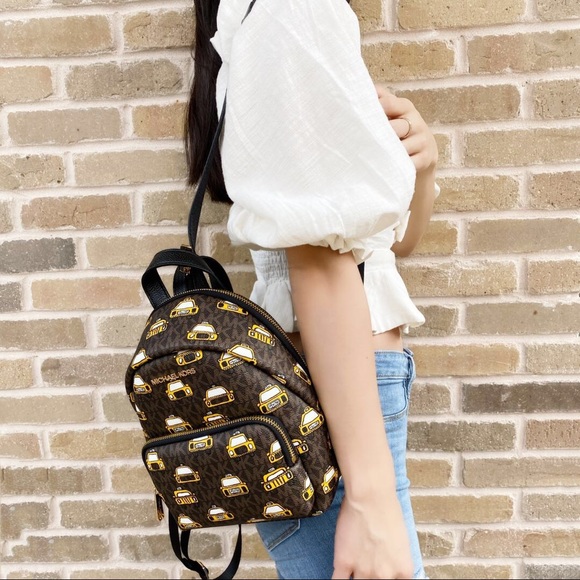 NWT Michael Kors Convertible Backpack & Cardholder - Picture 8 of 8